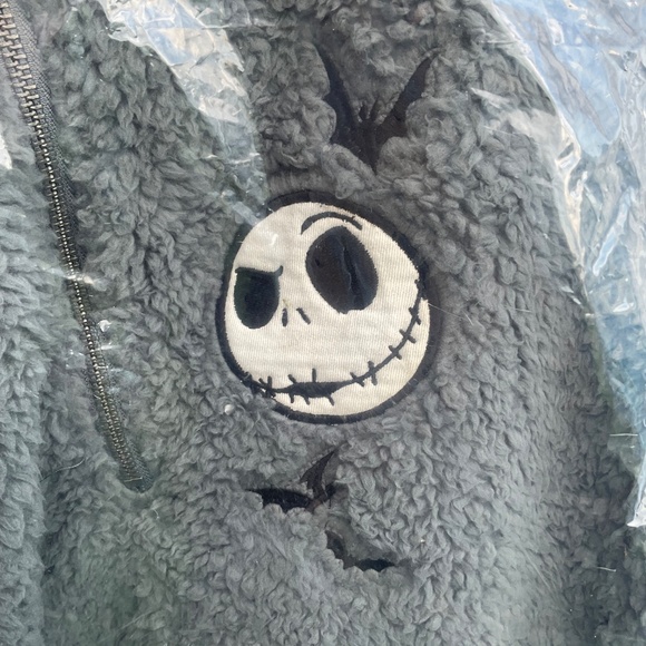 Disneys nightmare before christmas hoodie - Picture 3 of 6